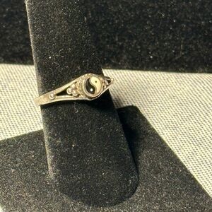Silver and Black ying yang Ring